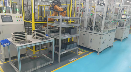 Fuwei Robot：磁気鋼製の生産ラインのための「インテリジェントナビゲーター」、正確な積み込み、心配のない荷降ろし