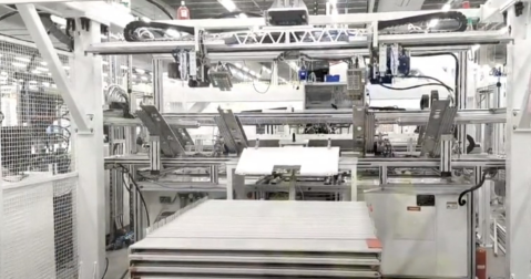 優れたケース| Fuweiインテリジェントコンポジットロボットは、CNCアルミニウムブロックの負荷と荷降ろしを支援します
